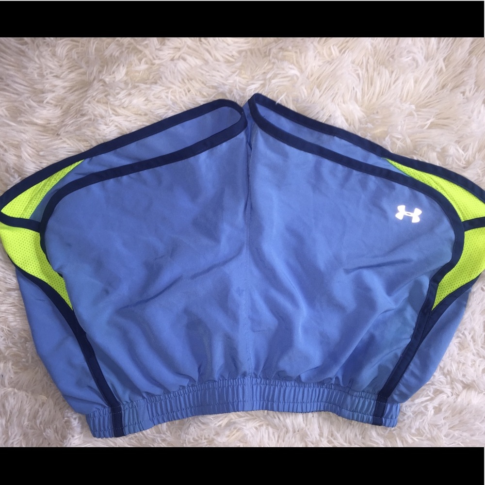 Running shorts